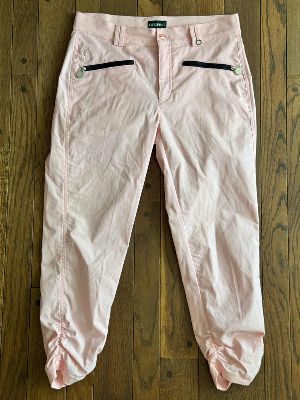 GOLFINO Ruffled Tech Stretch Golf Capri Pants - Pink 
Women’s size 6